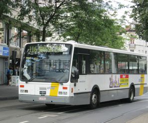 Bus 3551 te Brussel op lijn 116.